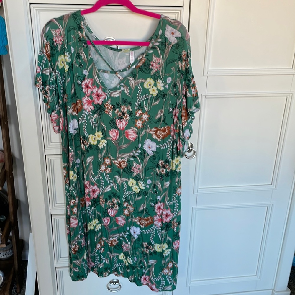 Green Floral dress